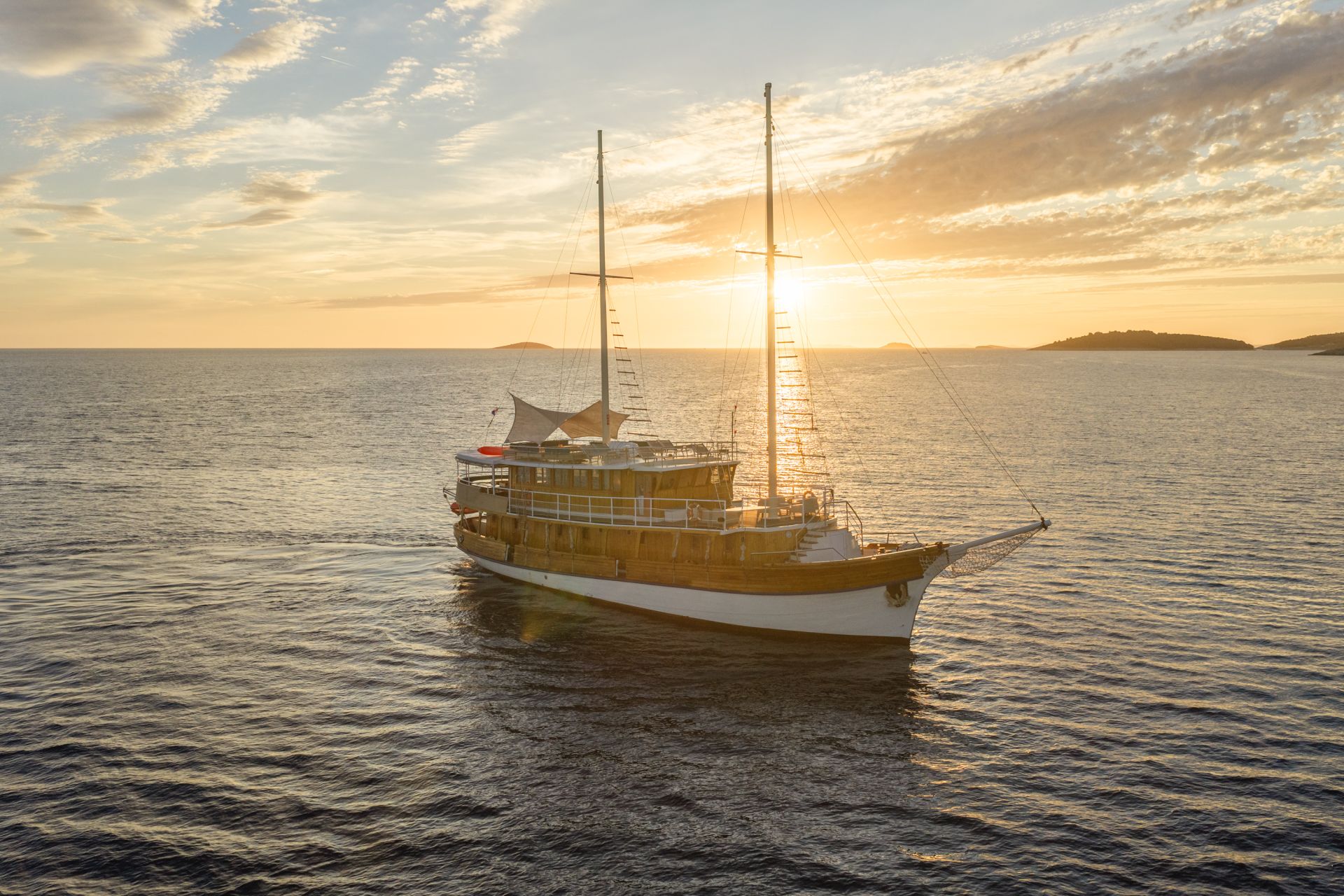 Yacht Image 33