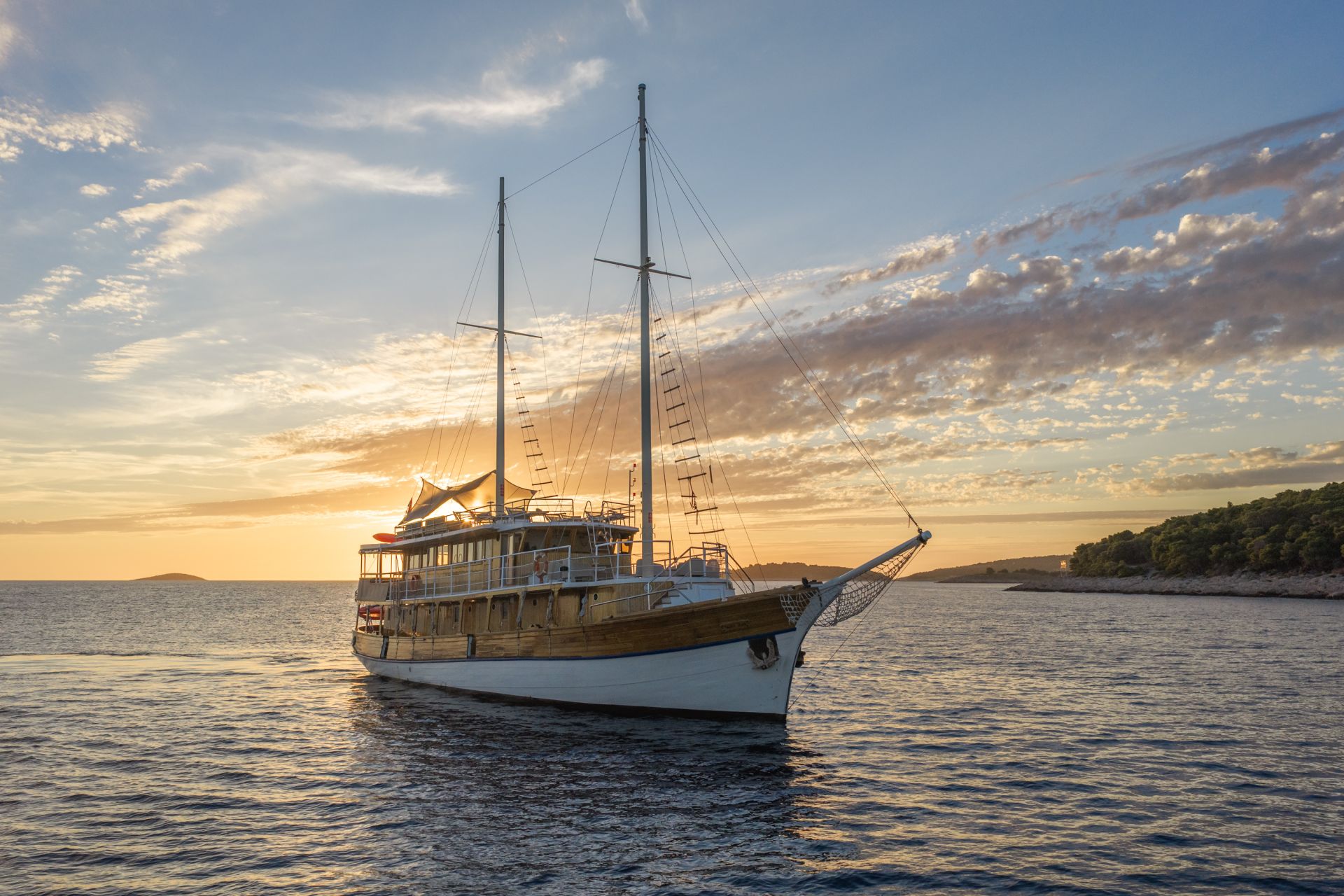 Yacht Image 34