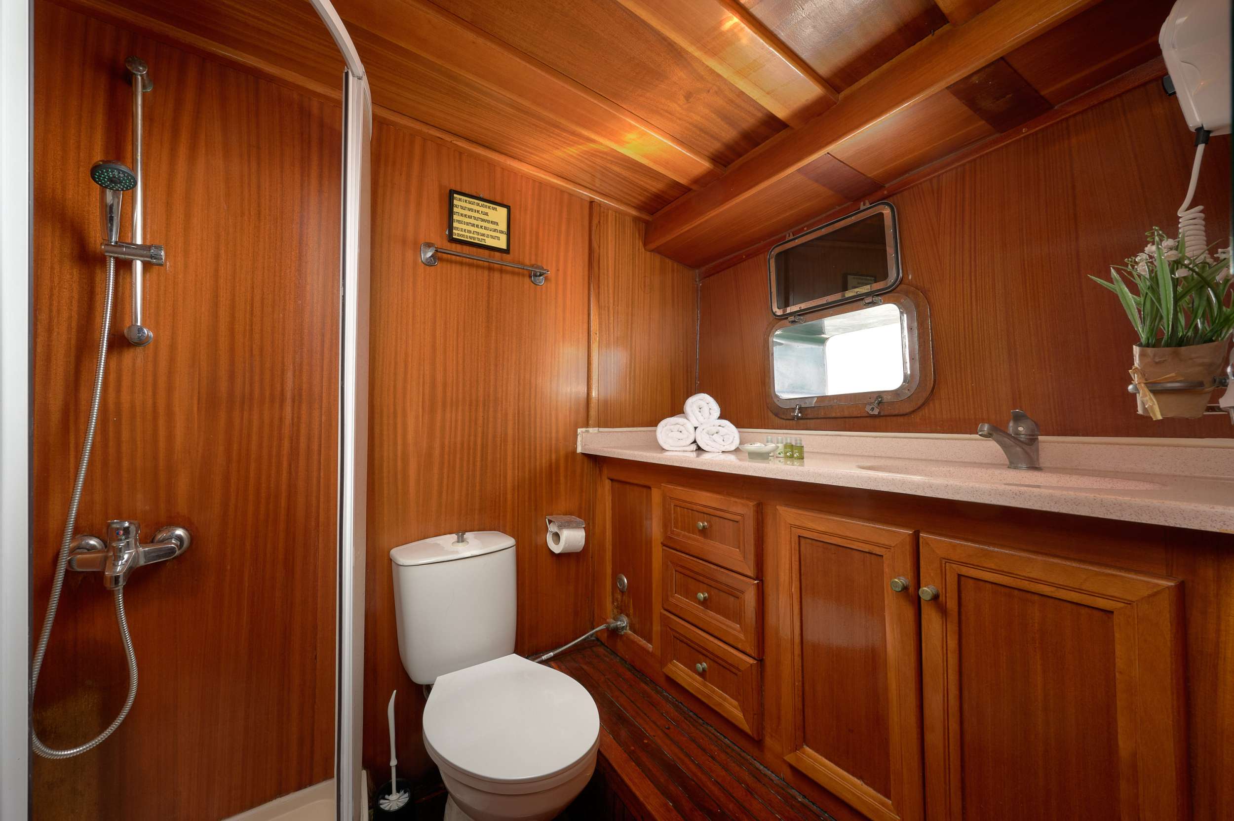 Yacht Photo
