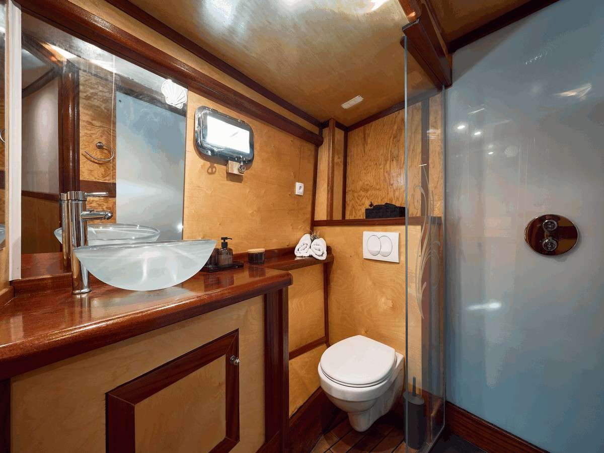 Yacht Photo