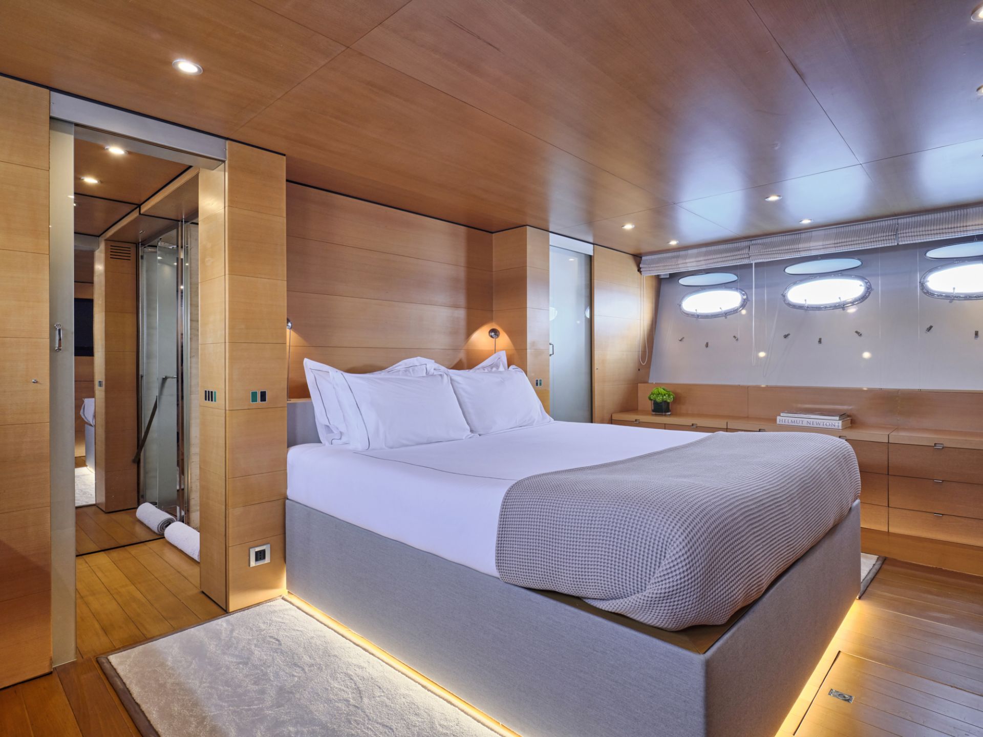Yacht Photo