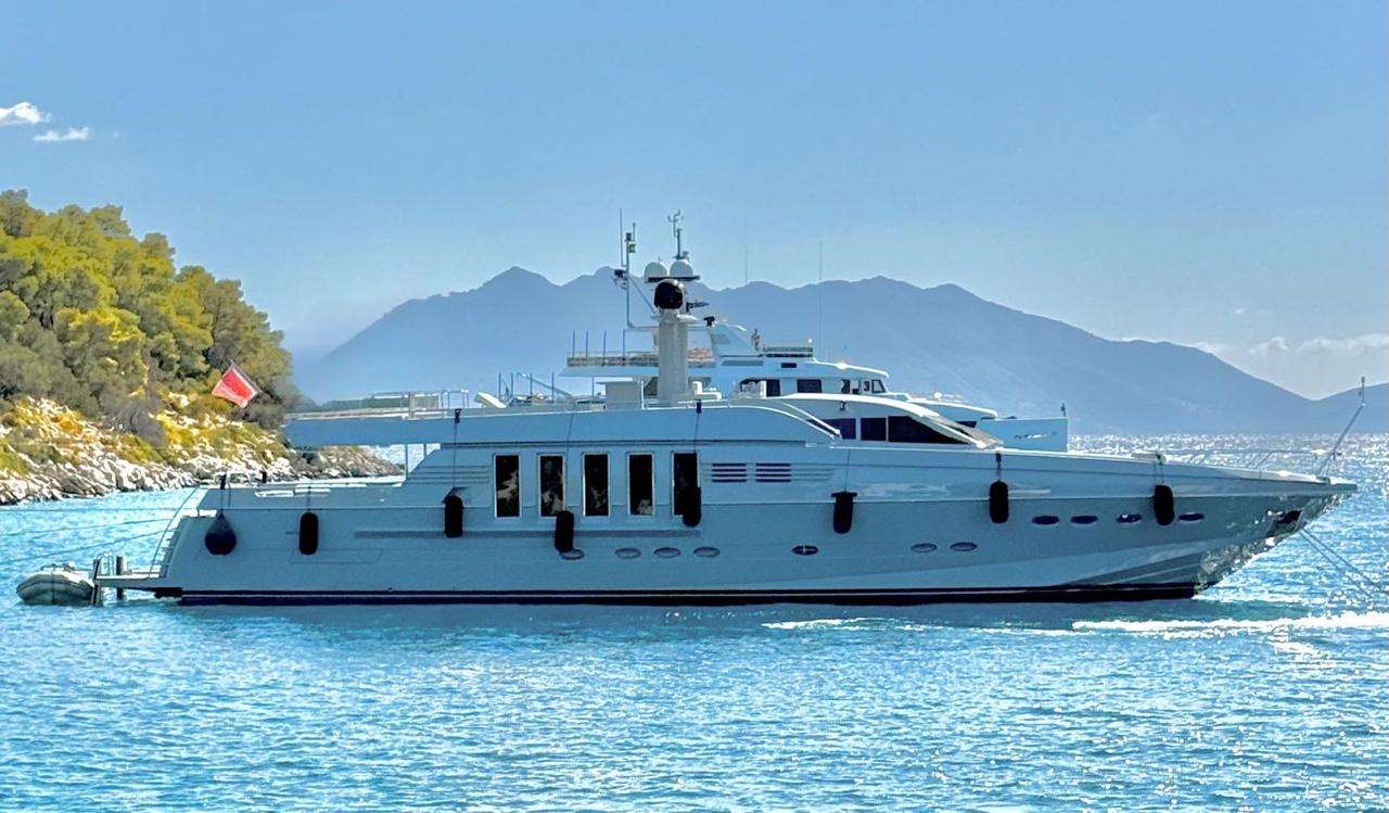 Yacht Photo