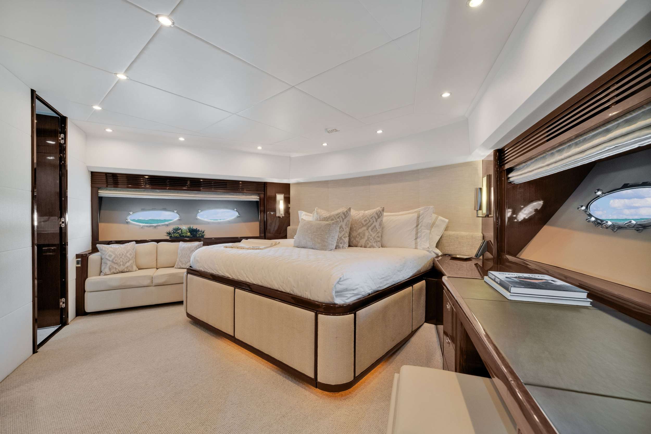 Yacht Photo