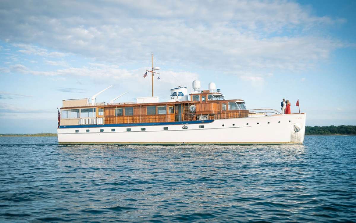 Yacht Photo