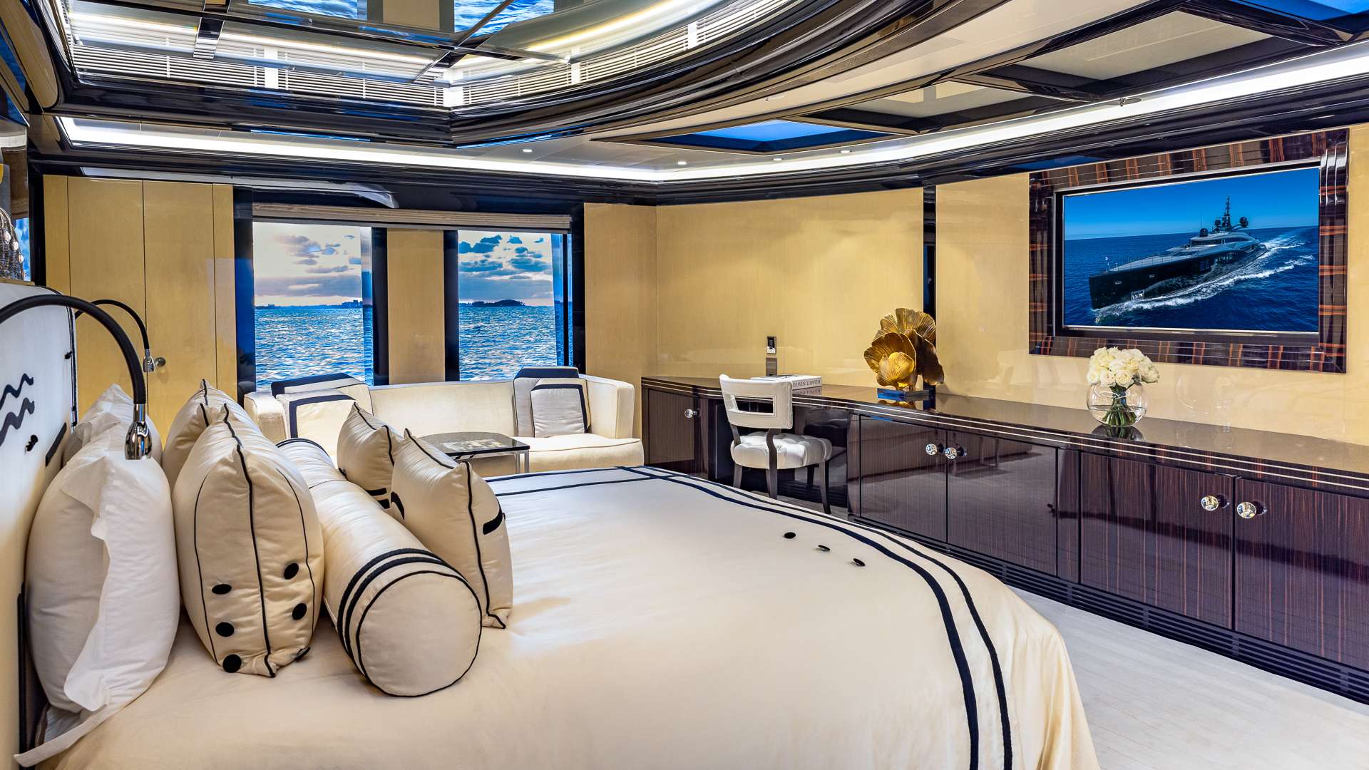Yacht Photo