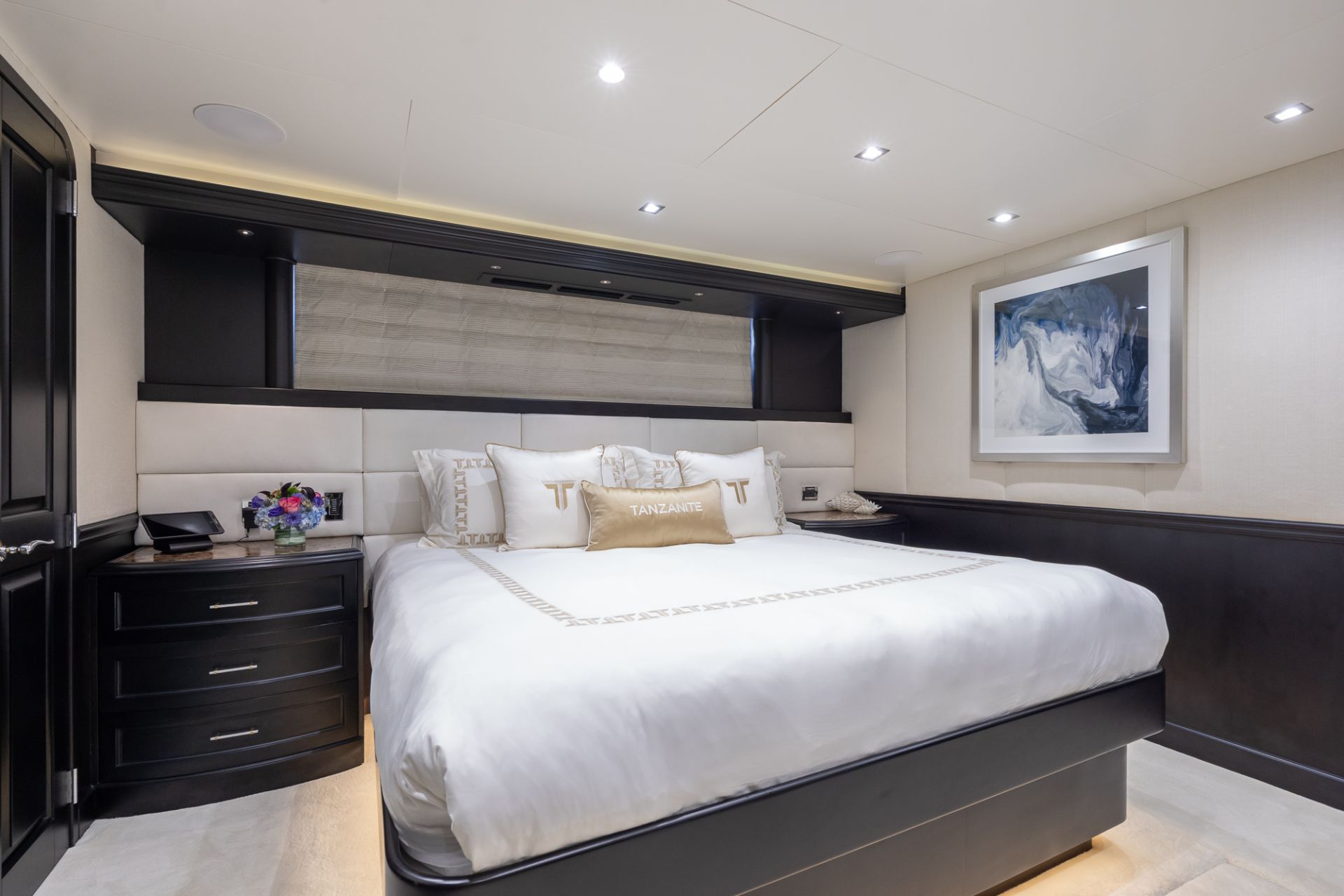 Yacht Image 24