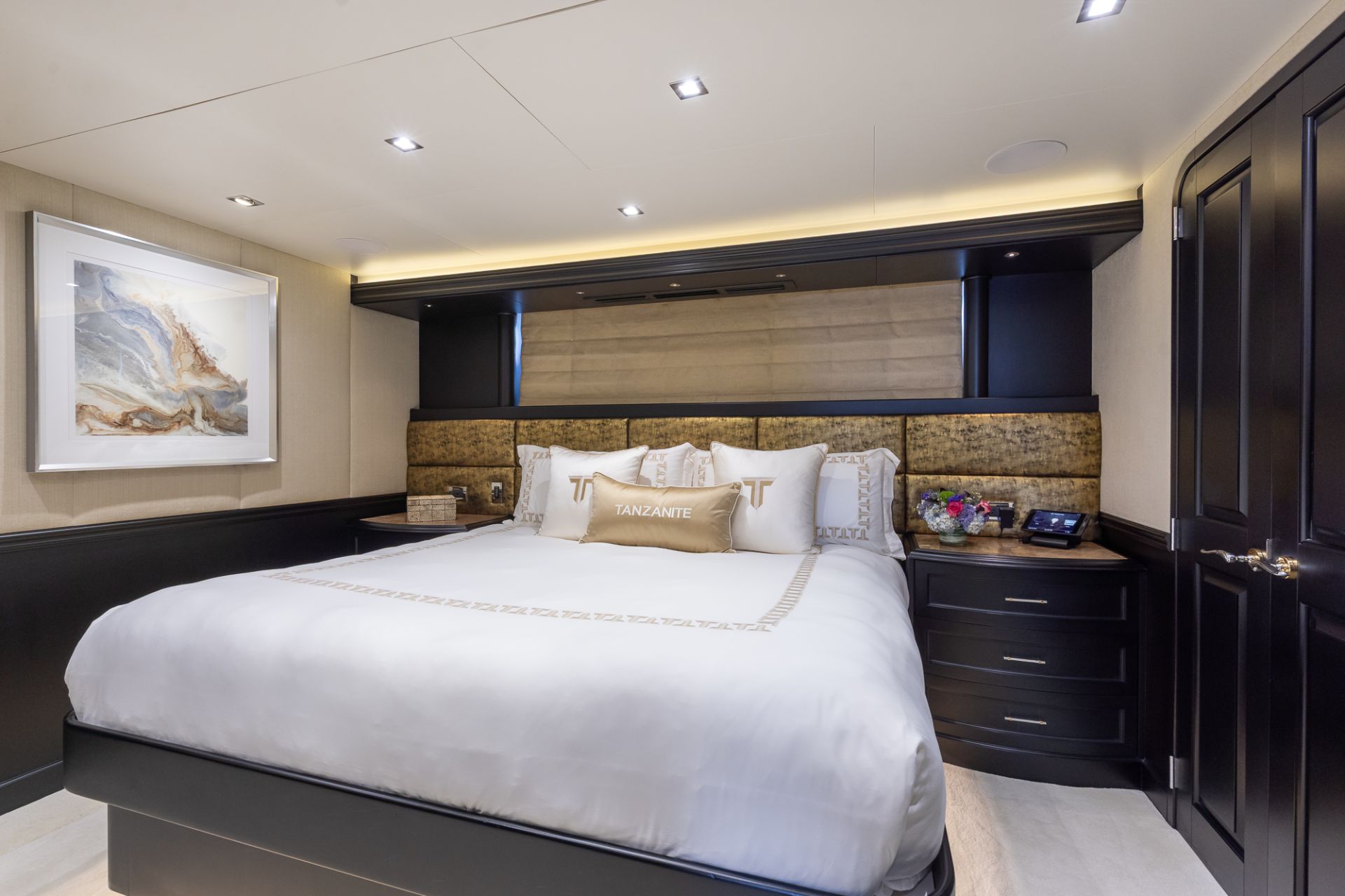 Yacht Image 29