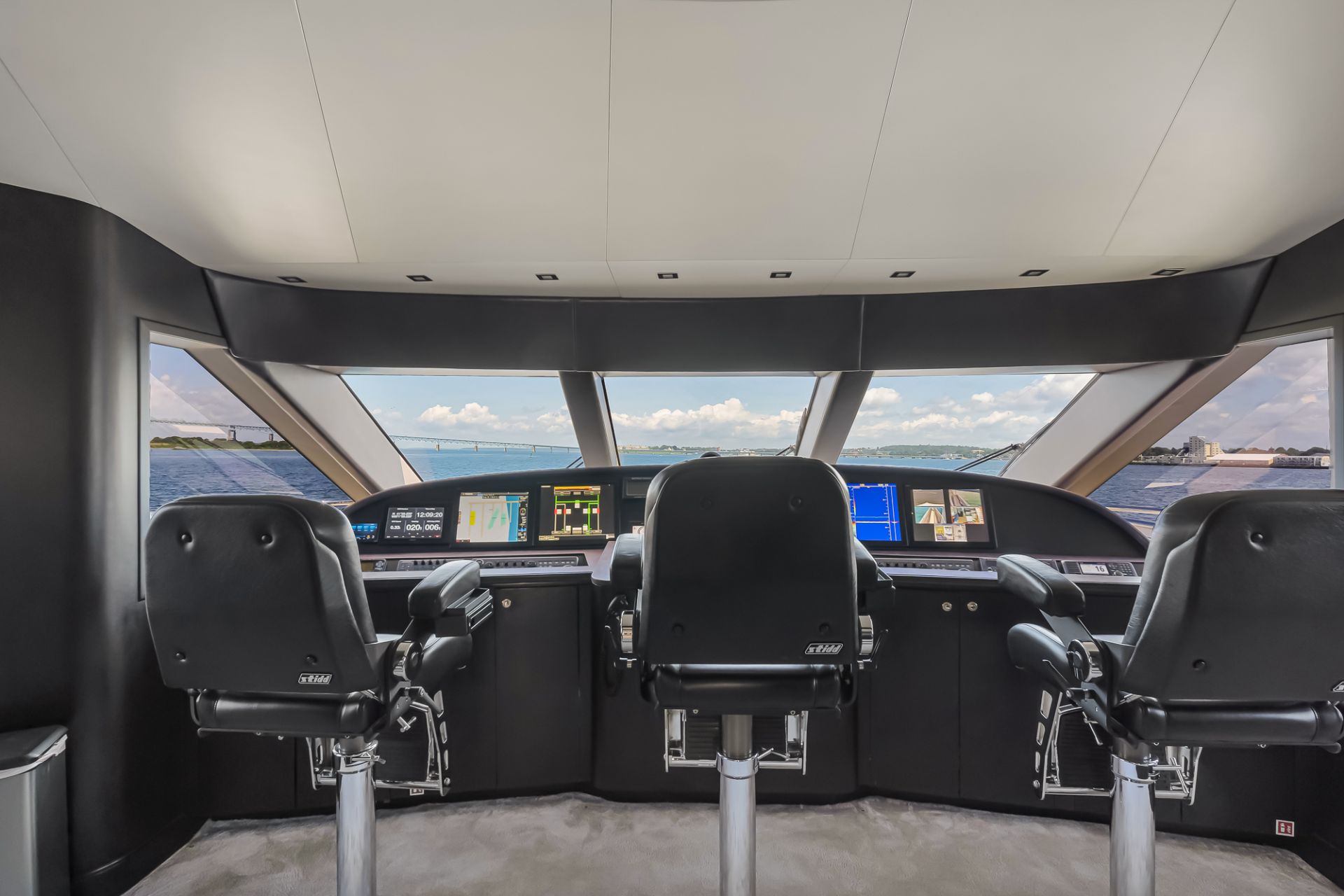 Yacht Image 39