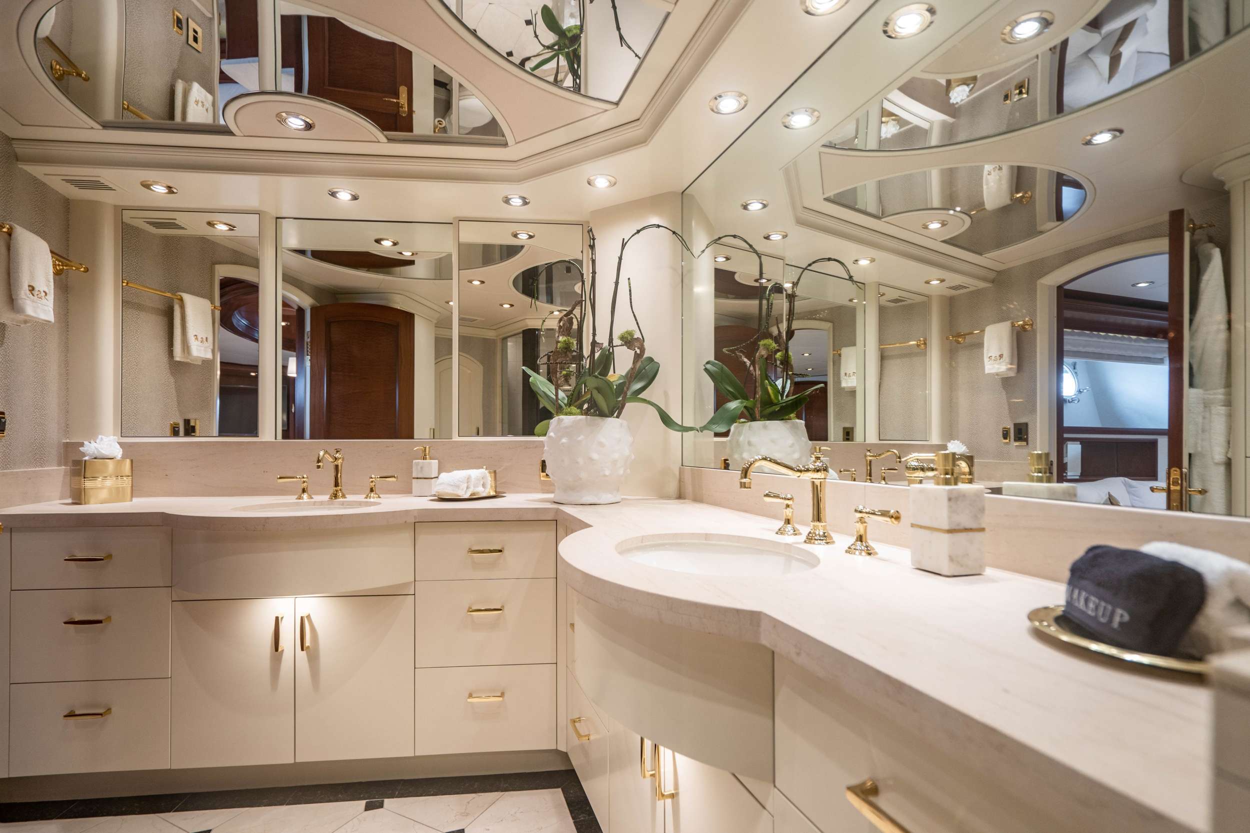 Yacht Photo