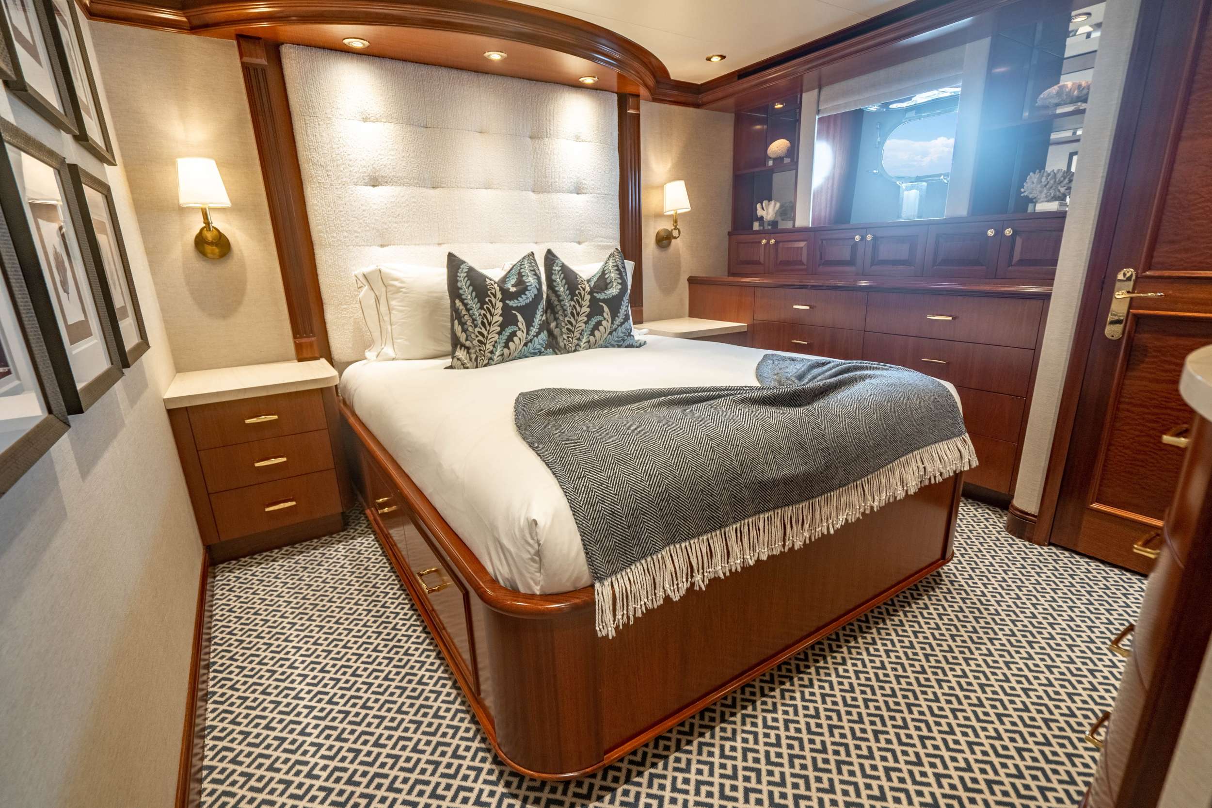Yacht Photo