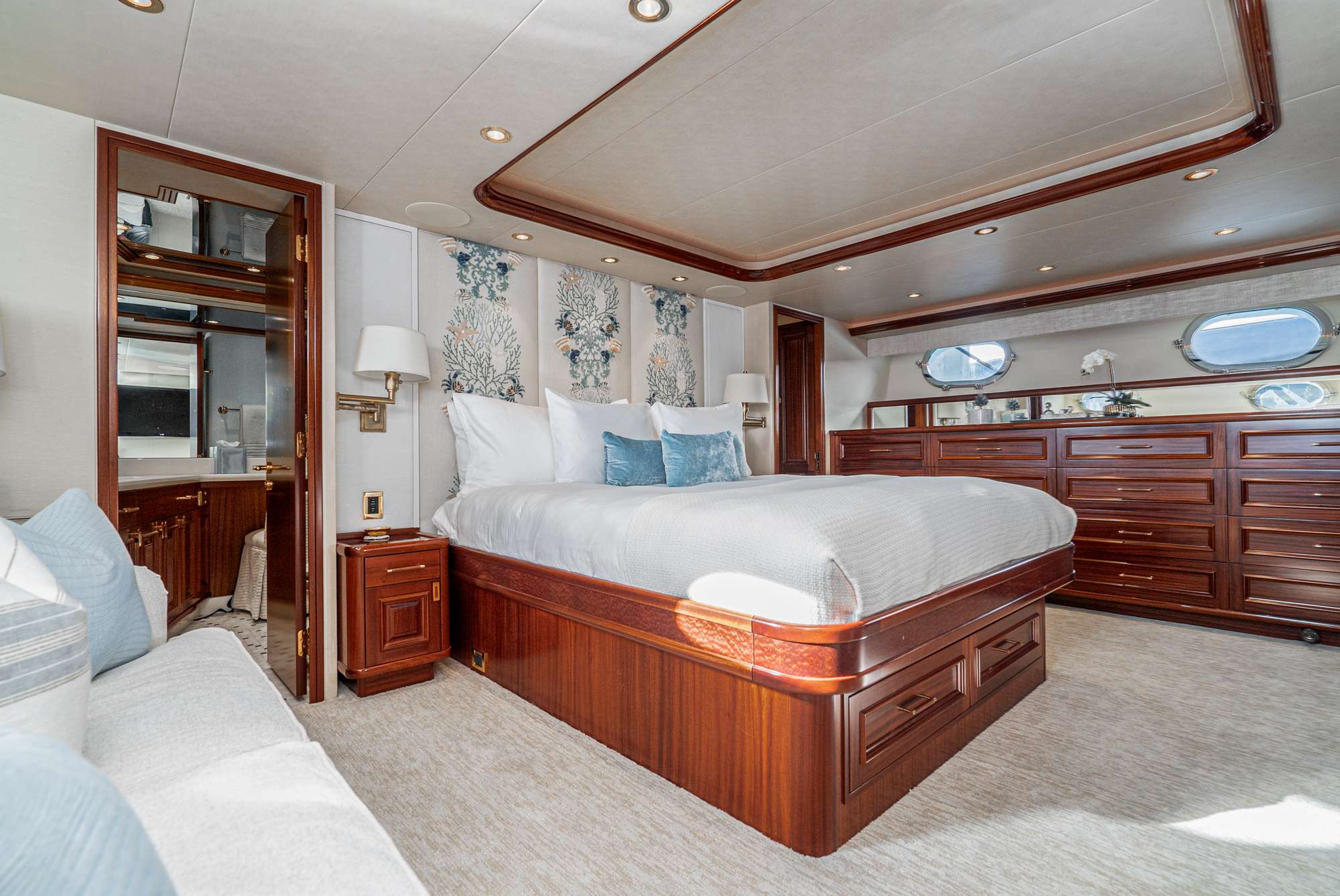 Yacht Photo