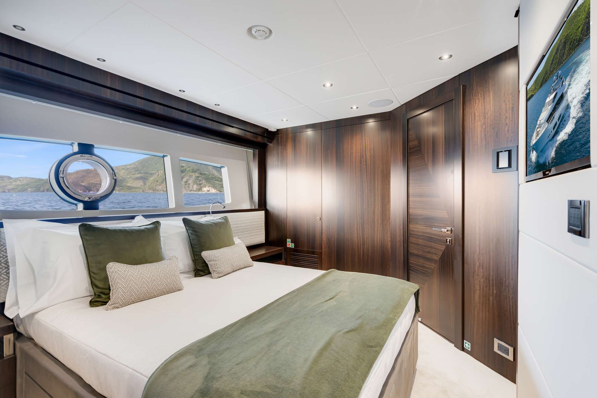 Yacht Photo