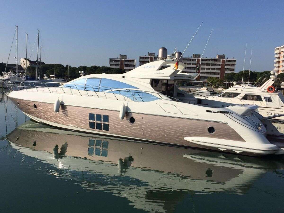 Yacht Photo