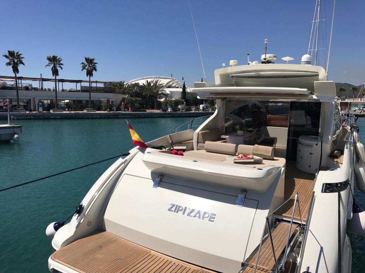 Yacht Photo