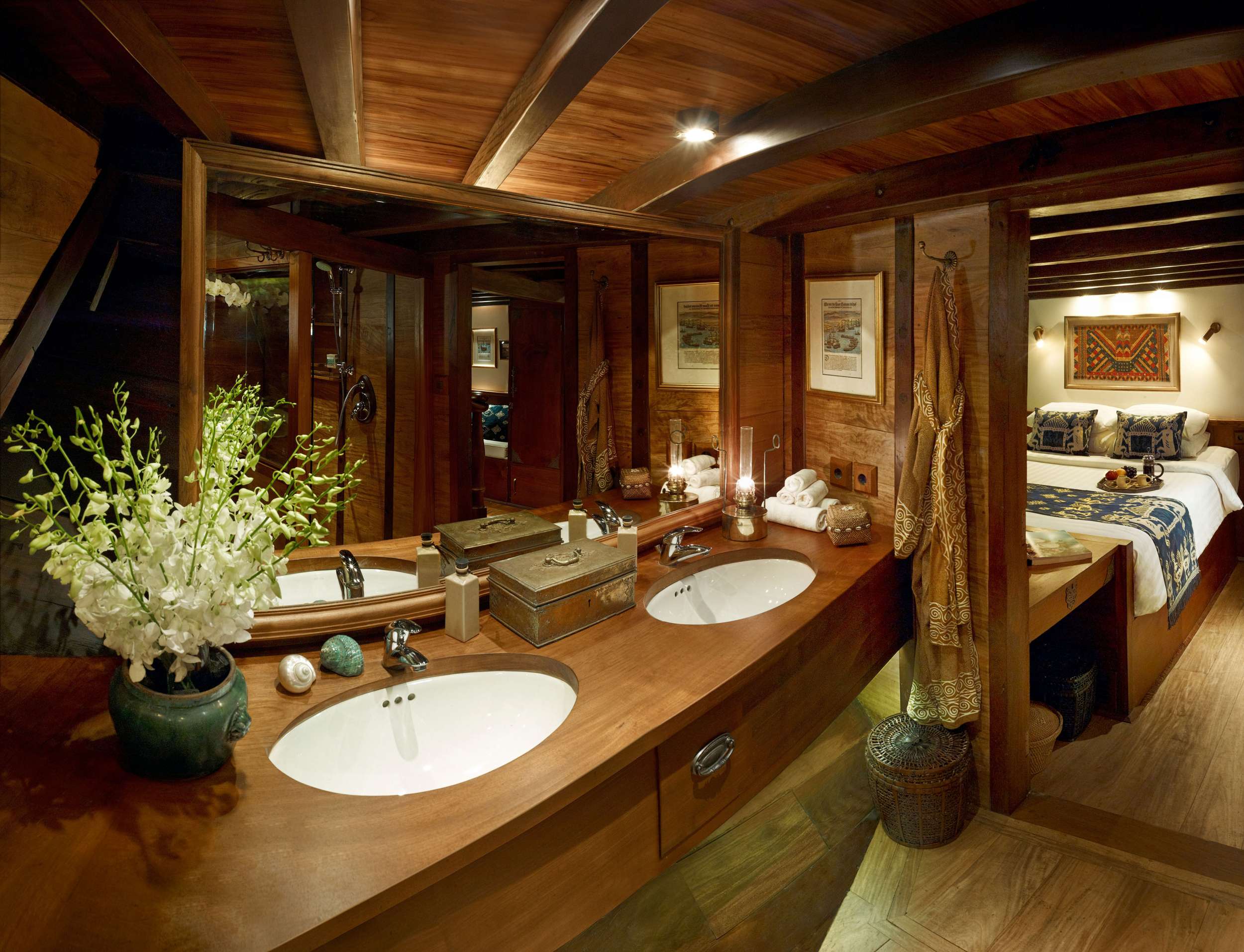 Yacht Photo