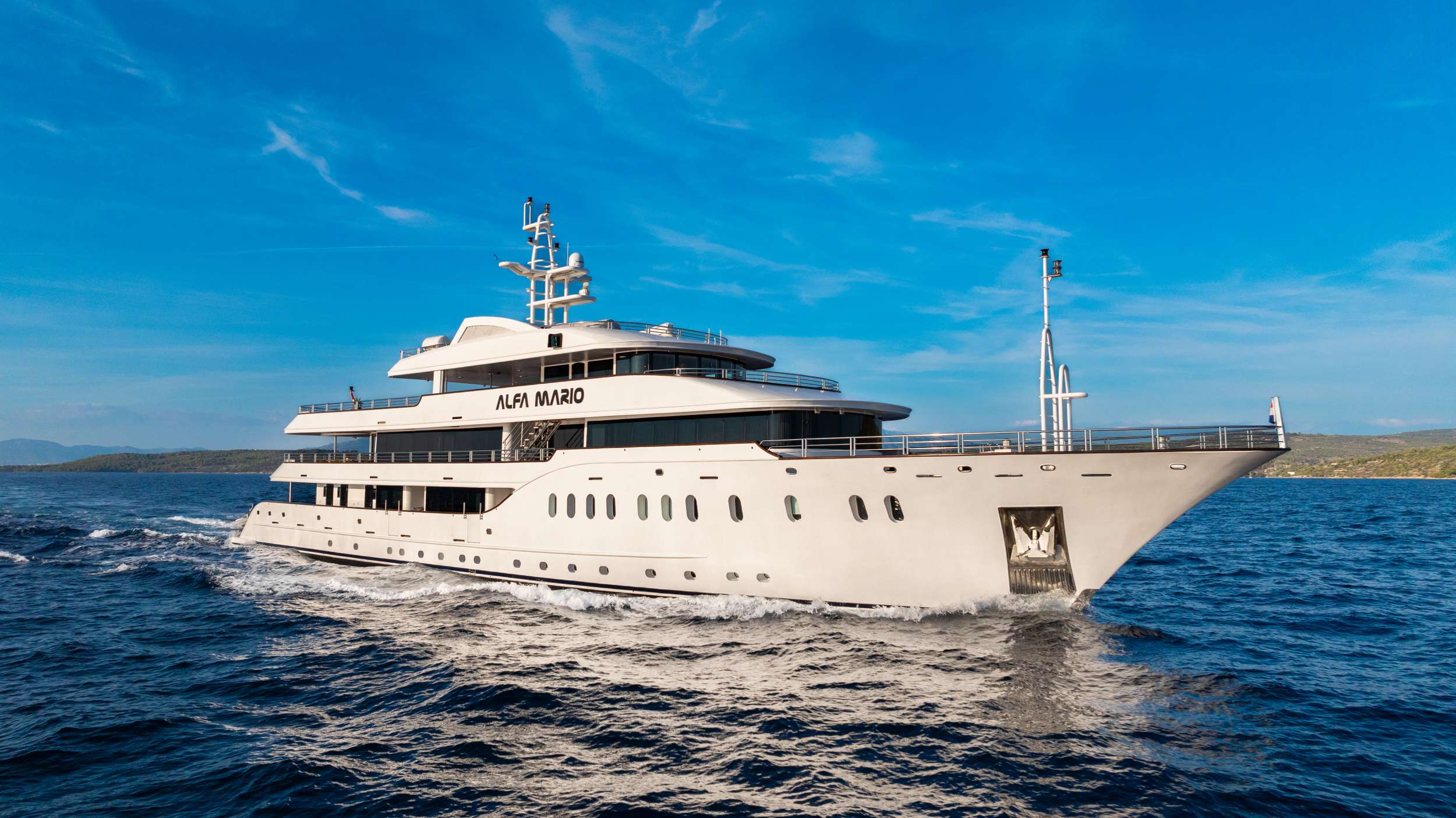 Yacht Photo