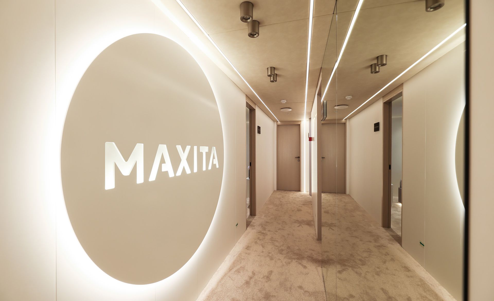 Maxita photo 22