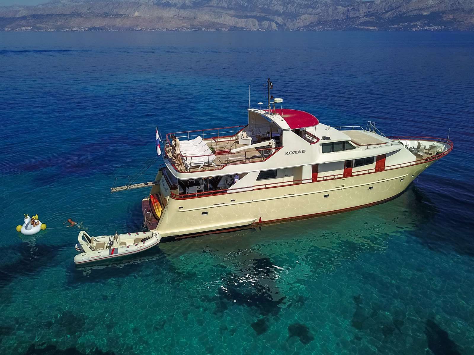 Yacht Photo