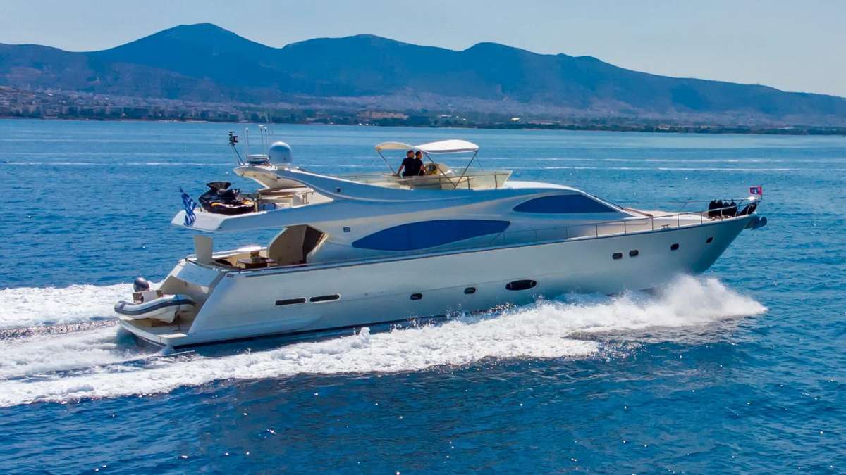 Yacht Photo