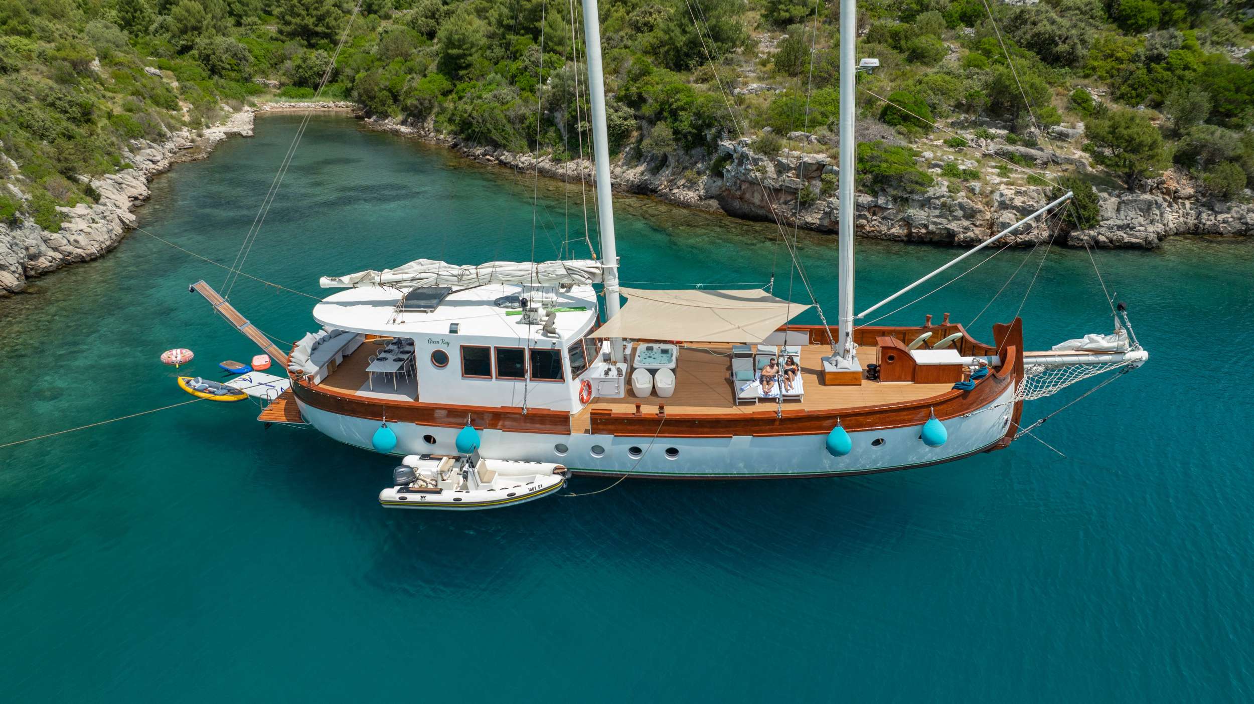 Yacht Photo