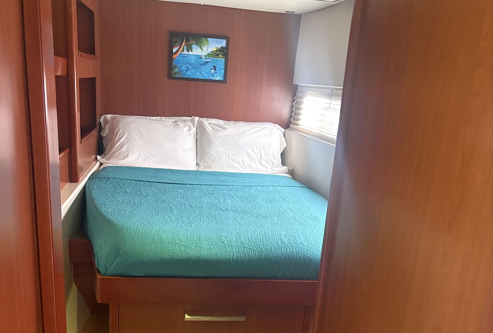 Yacht Image 11
