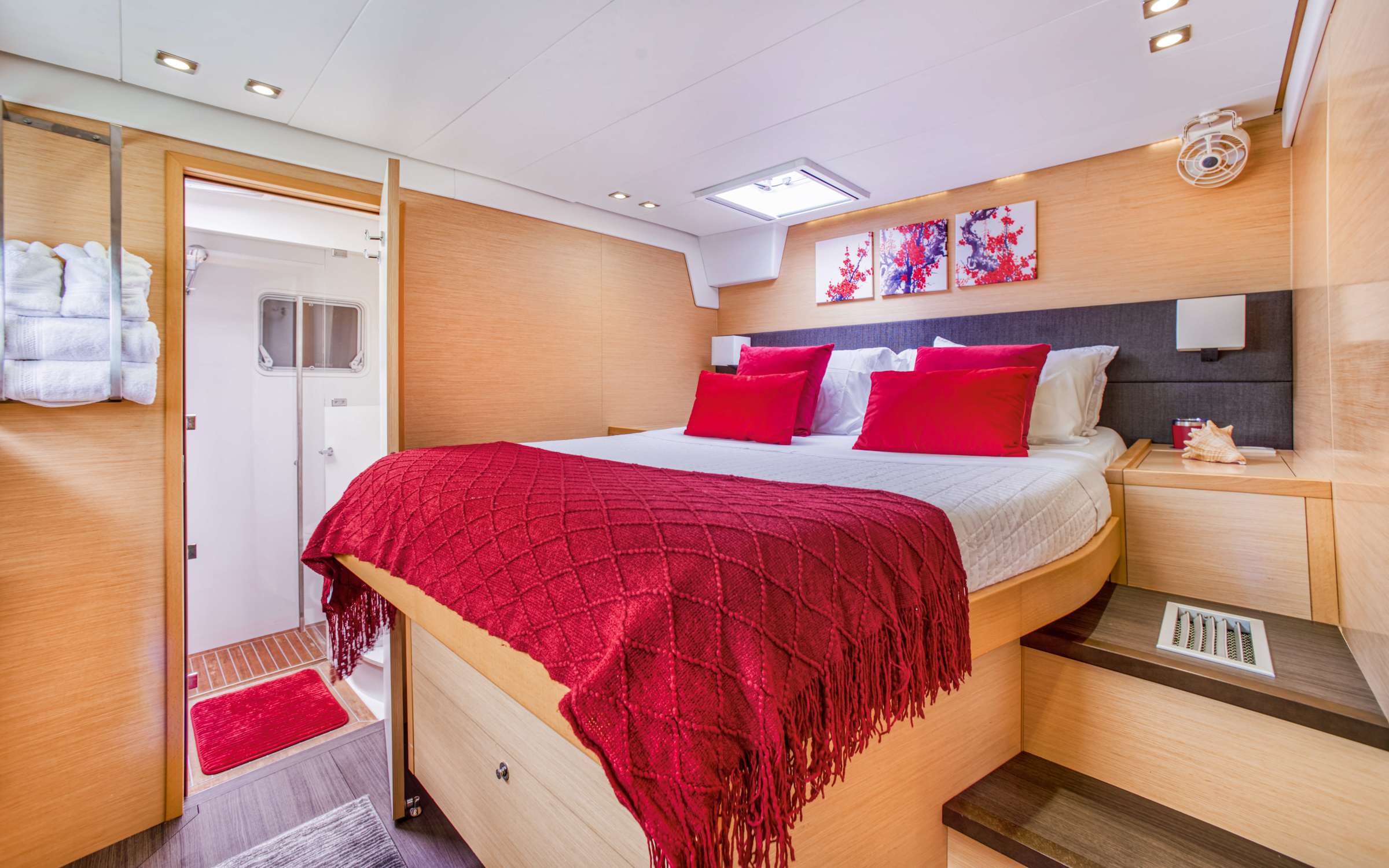 Yacht Photo