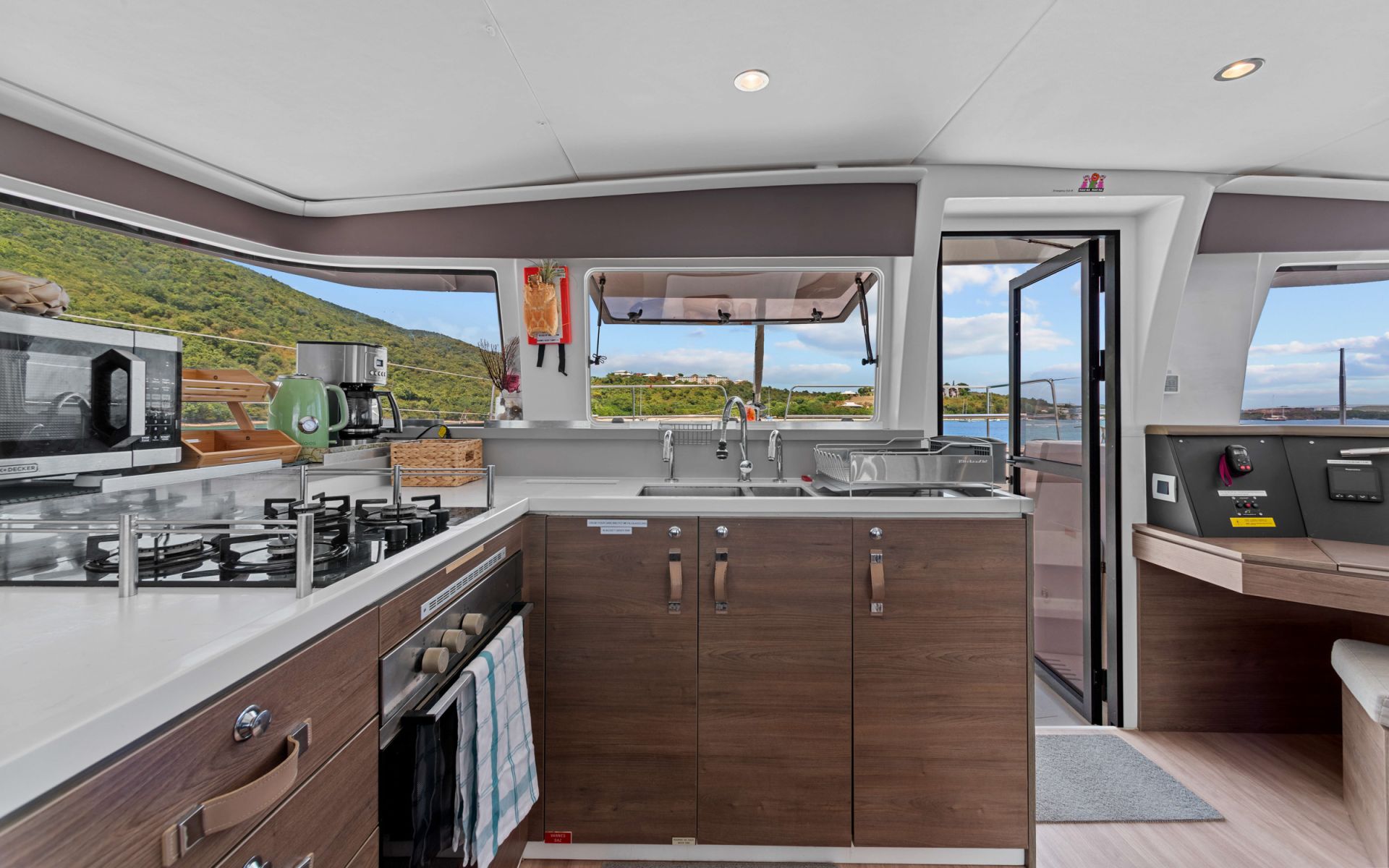 Yacht Image 30