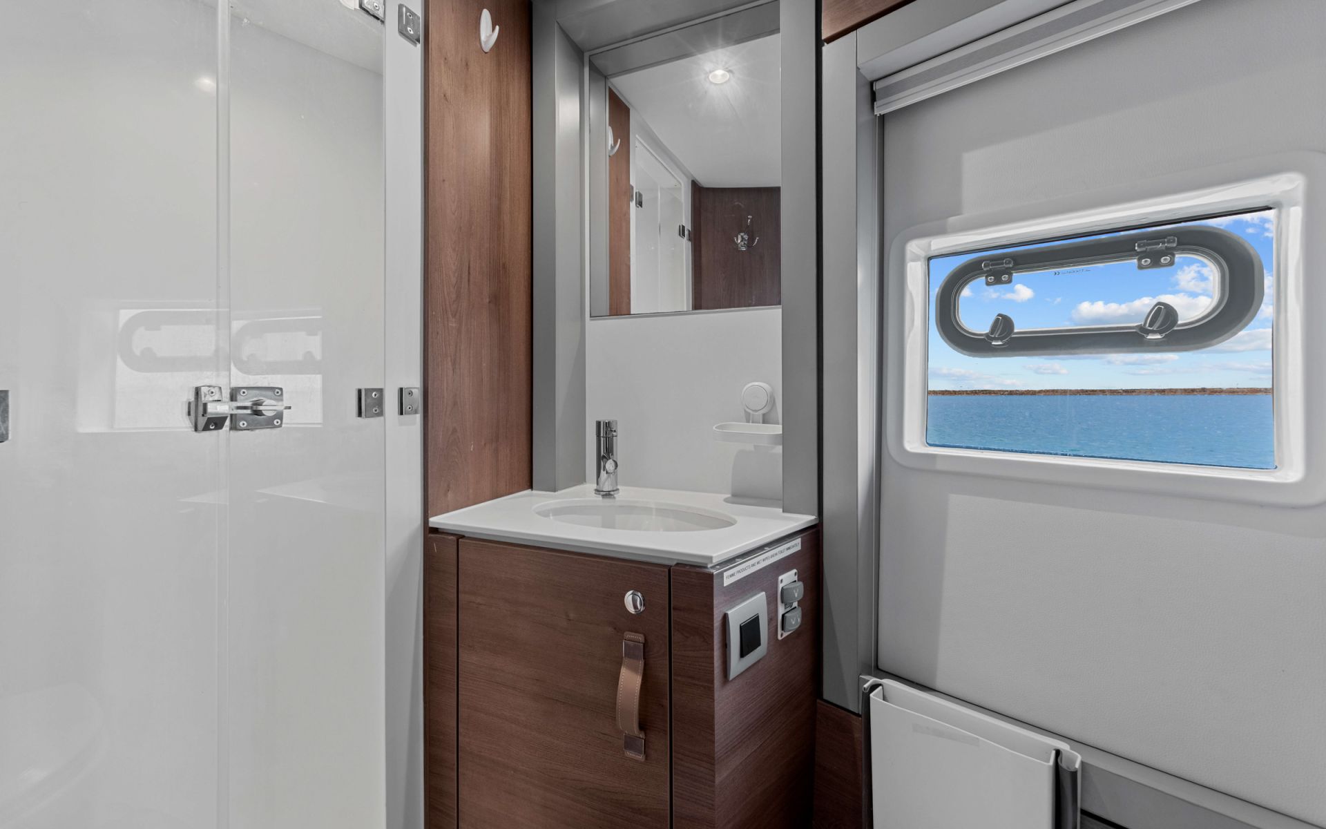 Yacht Image 41