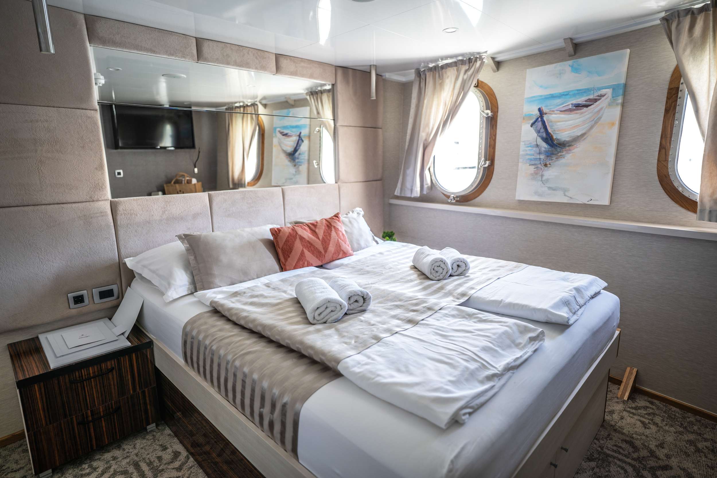 Yacht Photo
