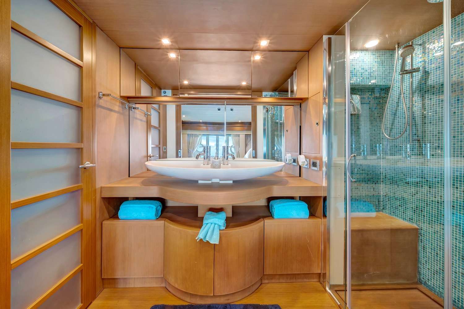 Yacht Photo