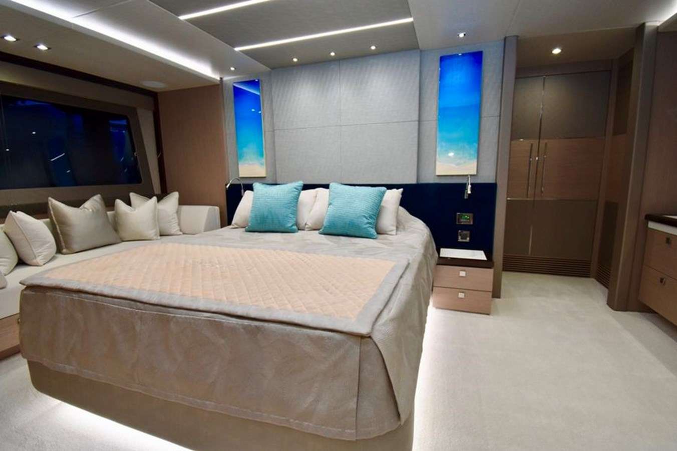 Yacht Photo