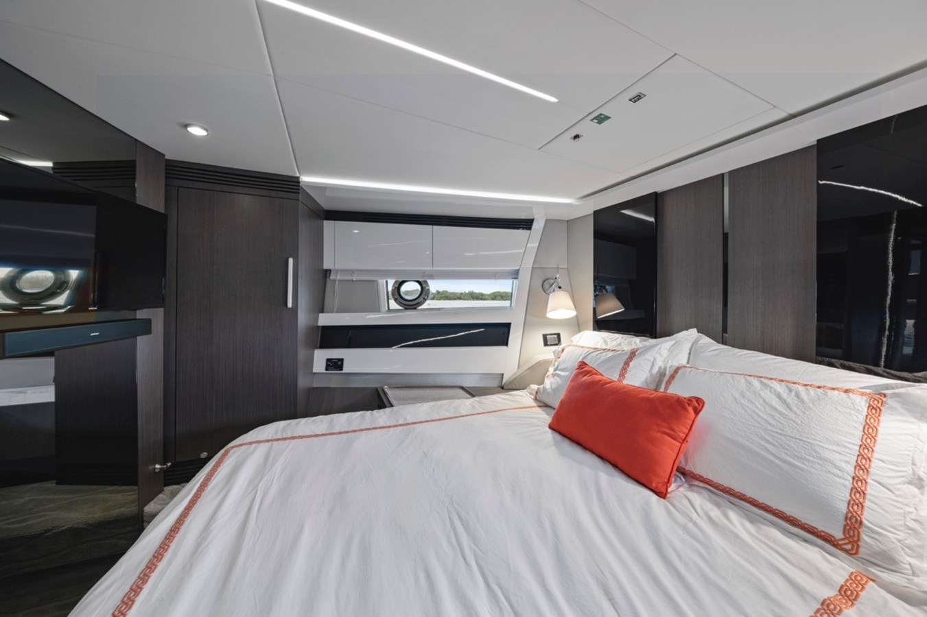 Yacht Photo