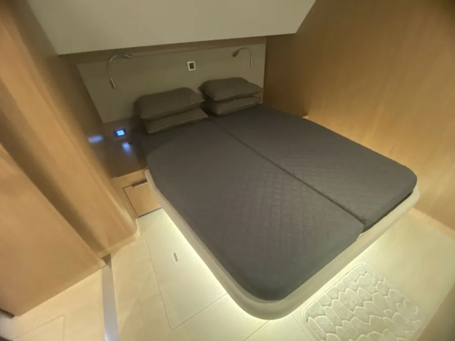 Yacht Image