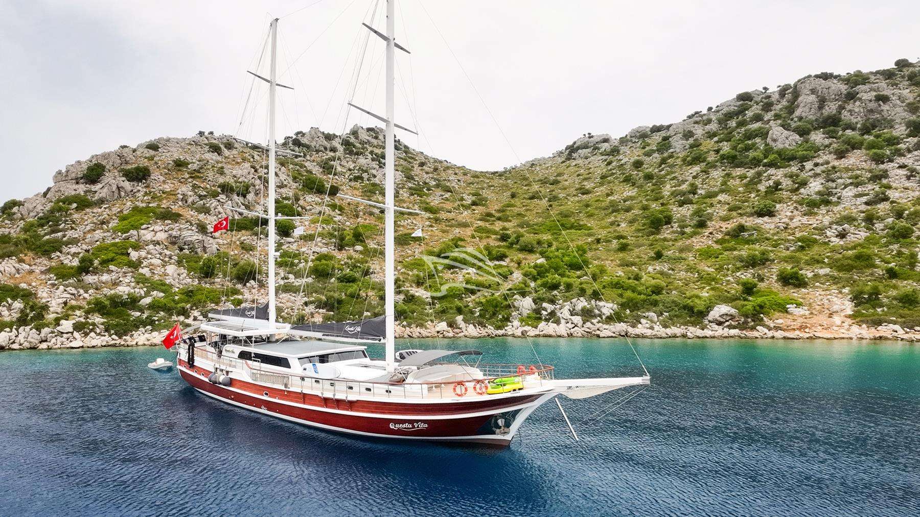 Yacht Photo