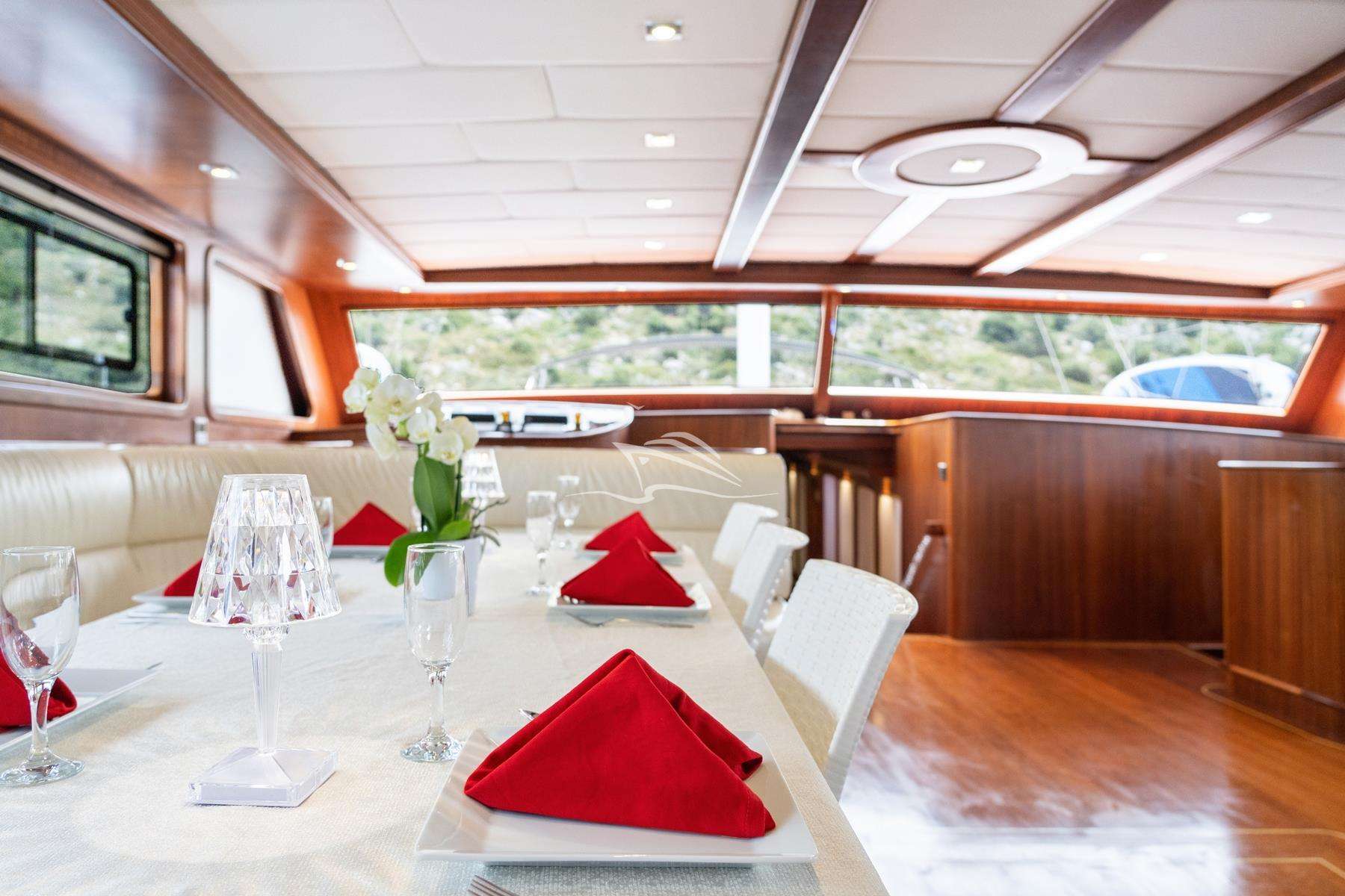 Yacht Photo