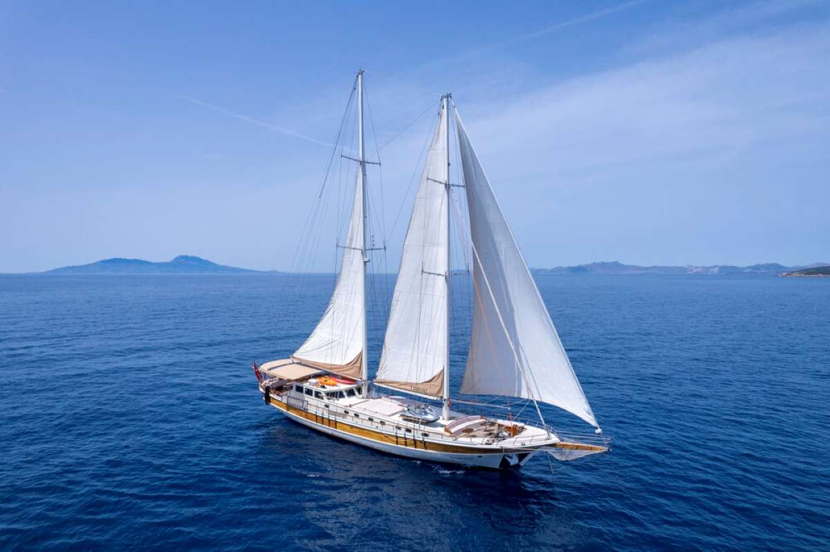Yacht Photo