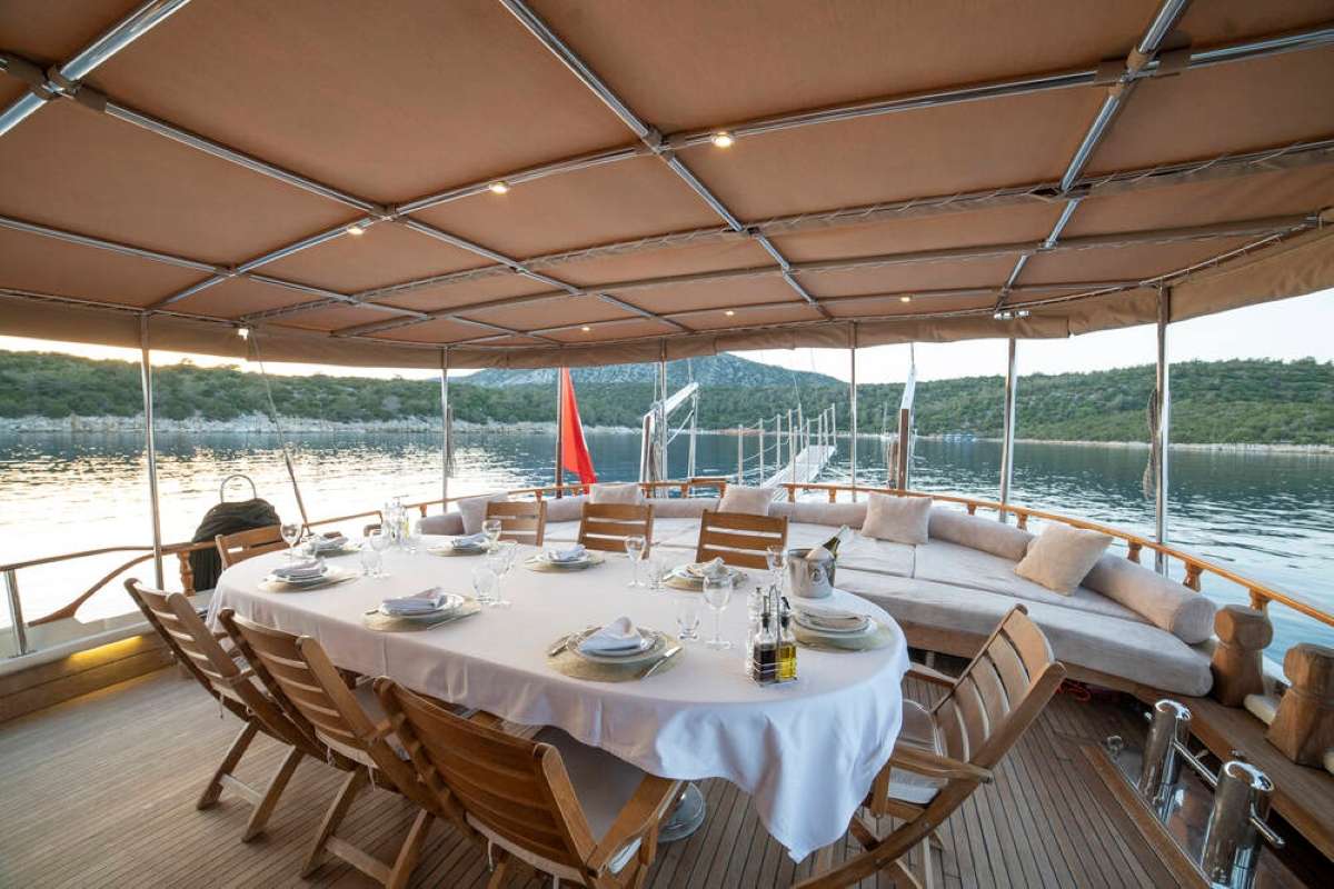 Yacht Photo