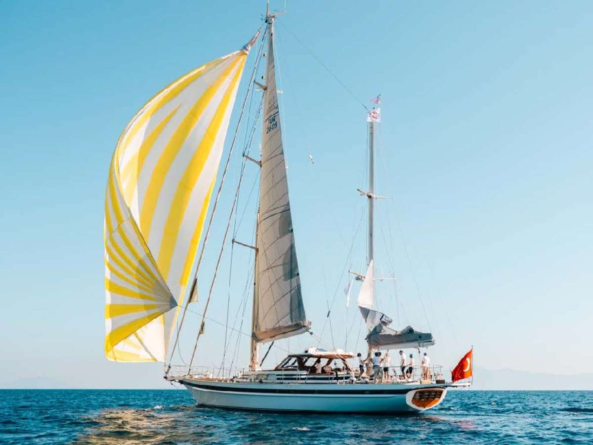 Yacht Photo