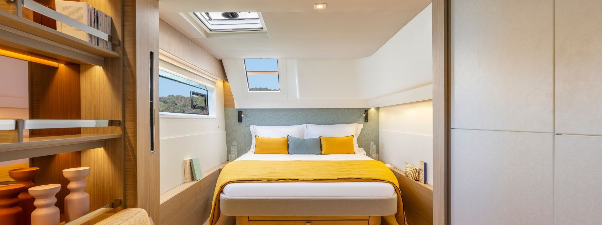 Yacht Image 14