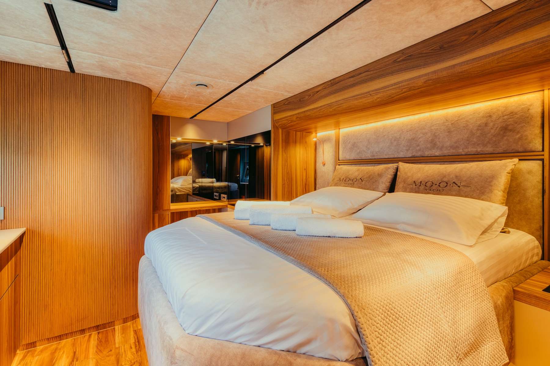 Yacht Photo