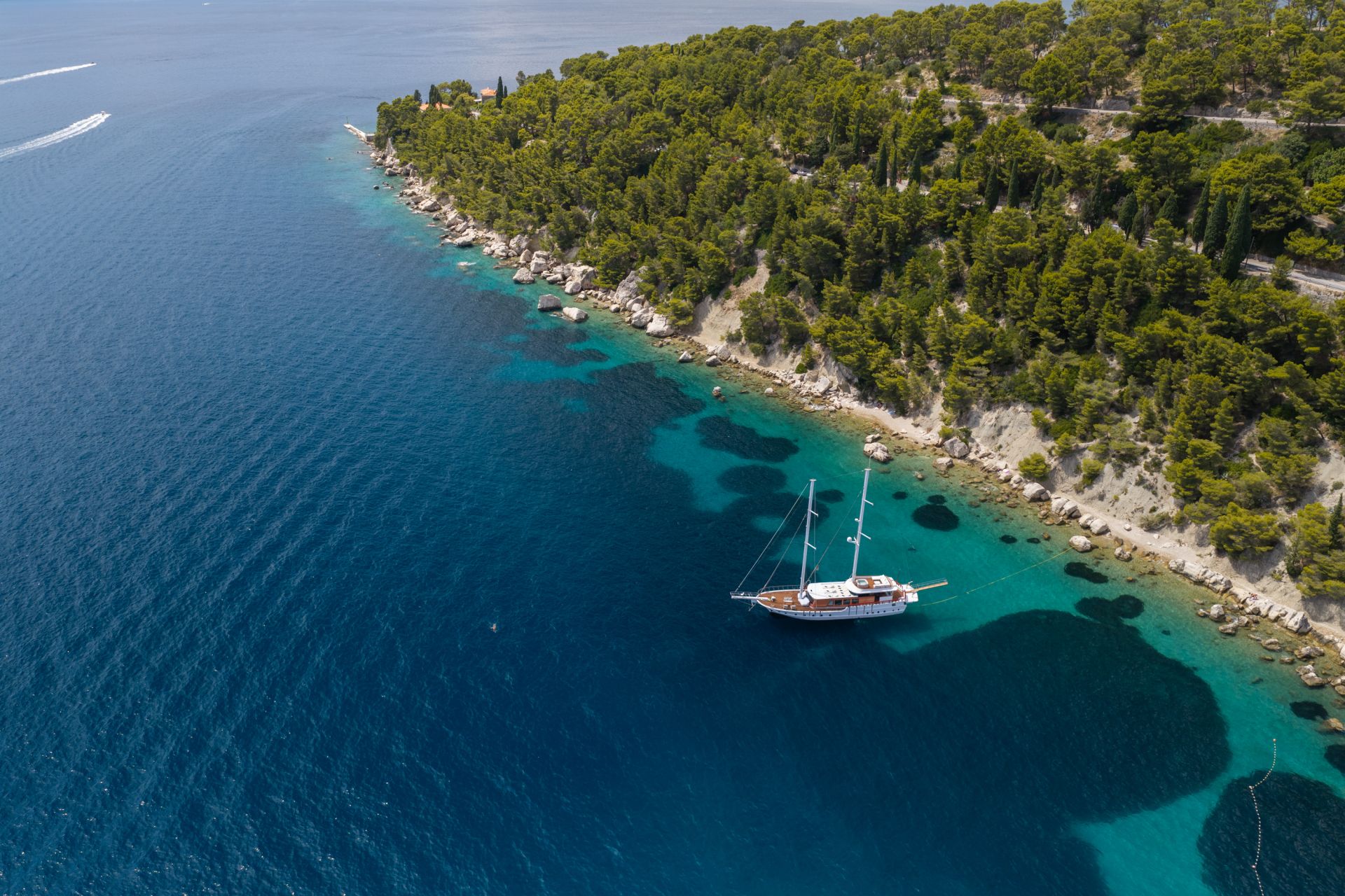 Yacht Image 25