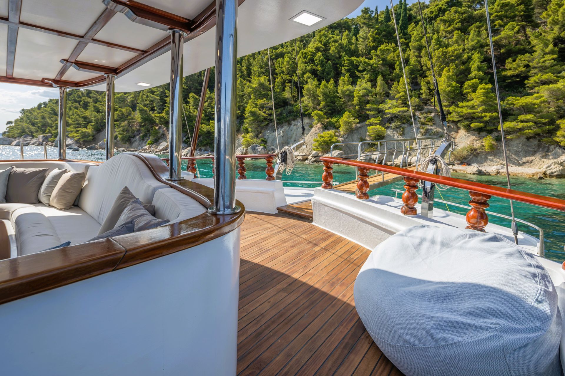 Yacht Image 44
