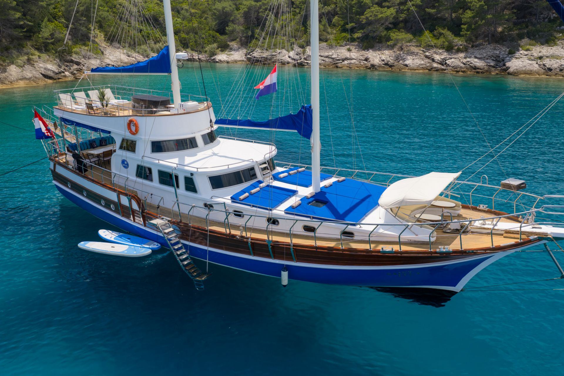 Yacht Image