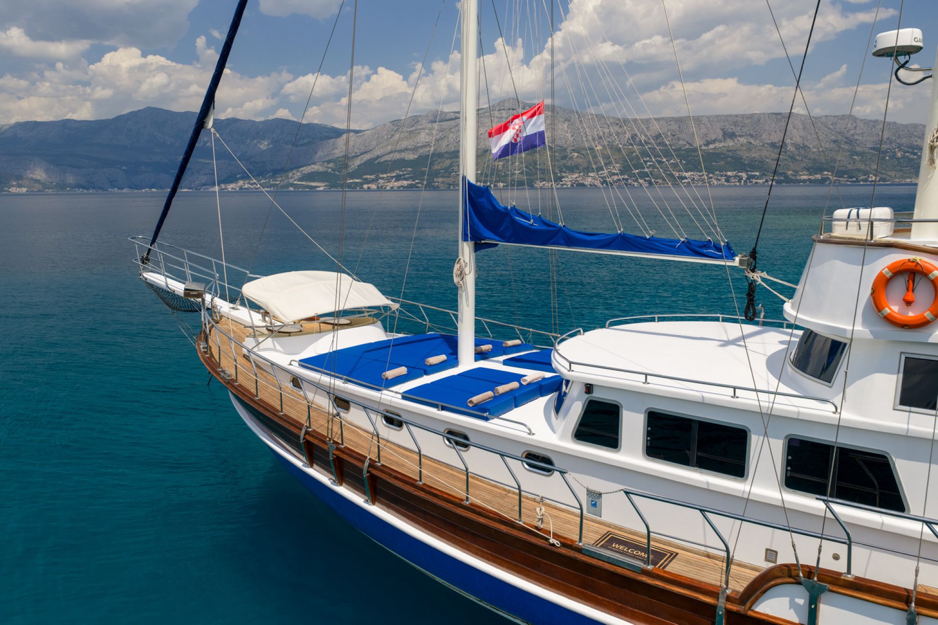 Yacht Image