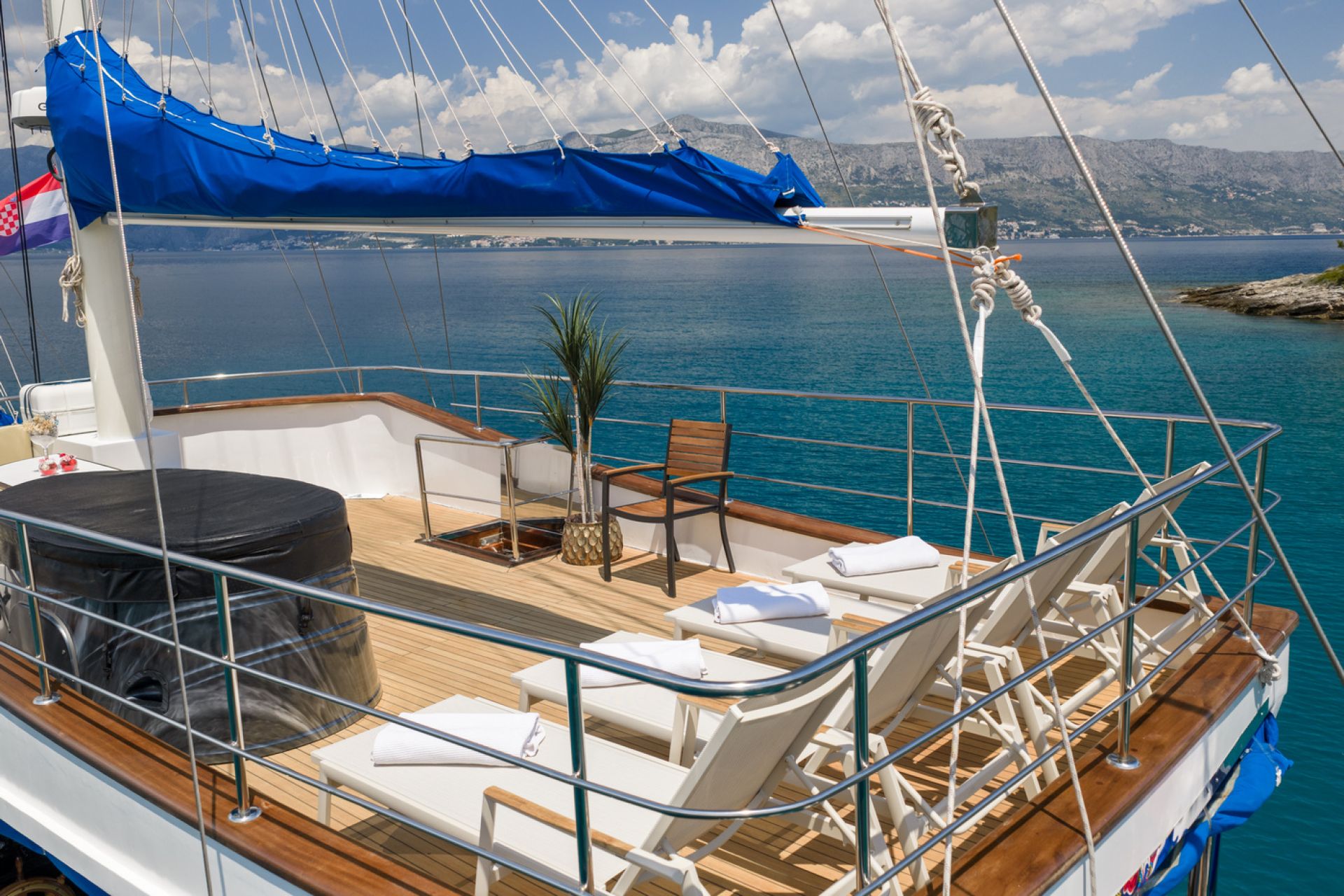 Yacht Image