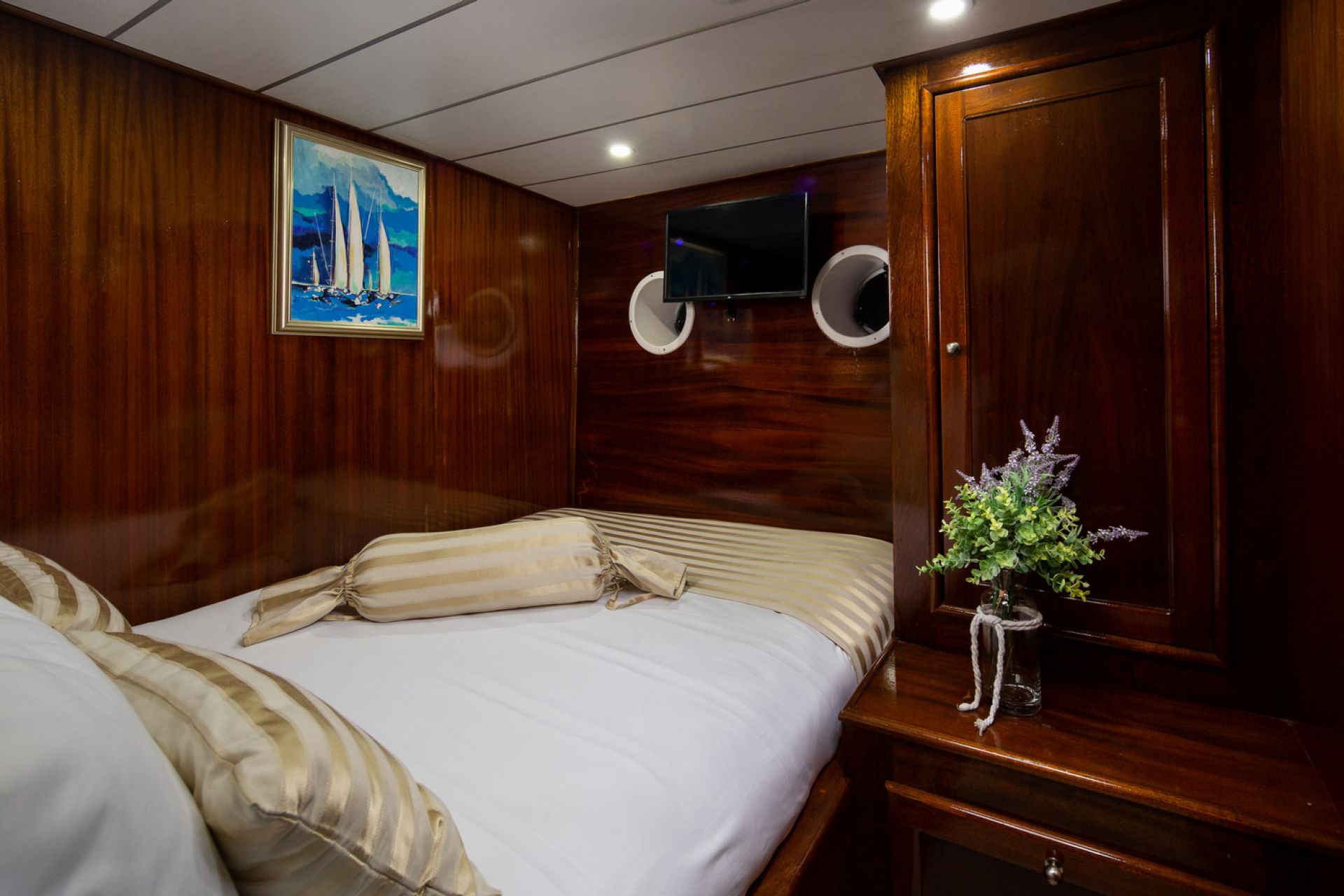 Yacht Image