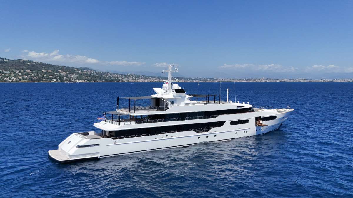 Yacht Photo