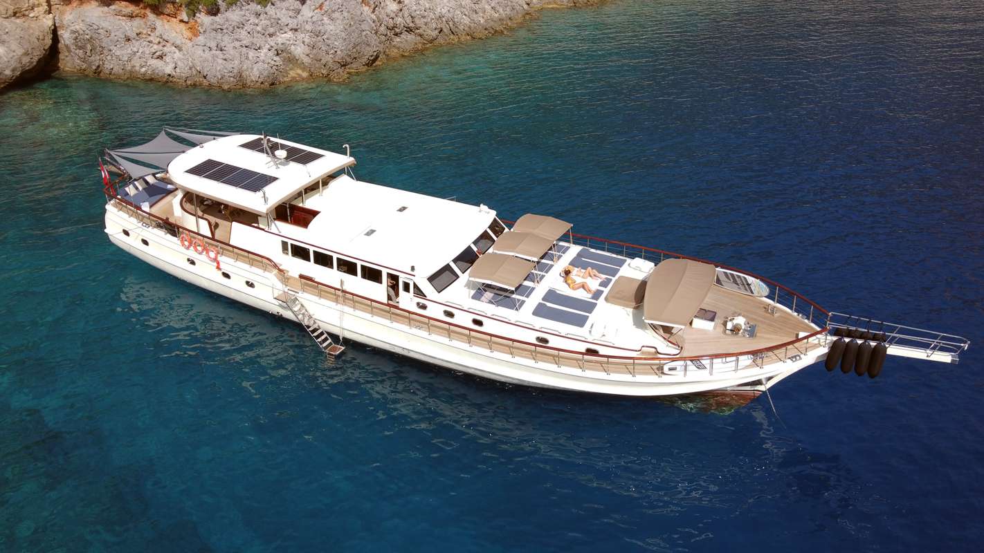 Yacht Photo