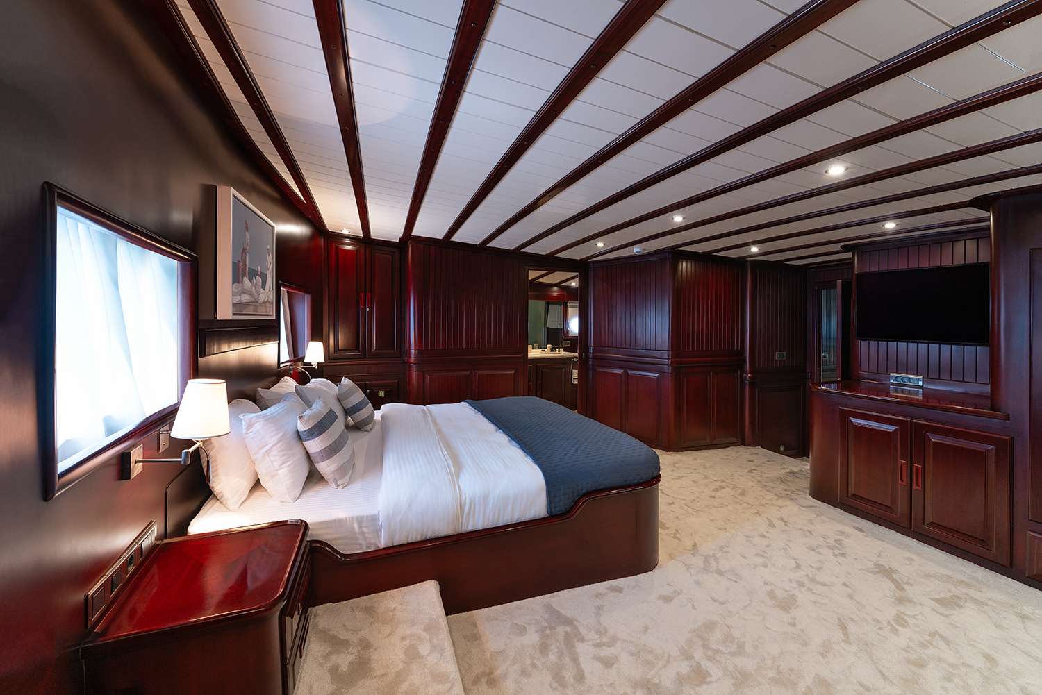 Yacht Photo