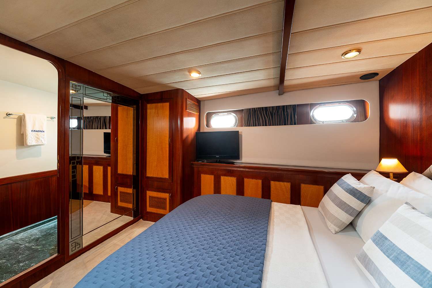 Yacht Photo